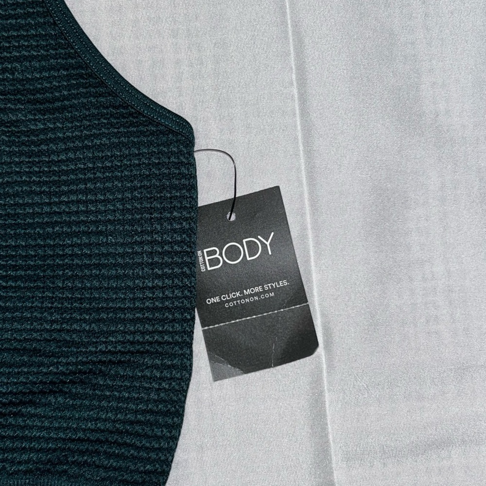 Cotton On Body Workout Top - Picture 3 of 4